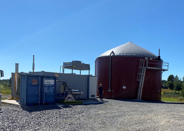 Biogassanlegg på gård.  Foto: Ole Peder Giæver, Biogassbransjen.no