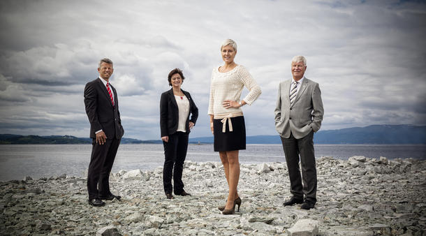 Fylkesrådet i Nord-Trøndelag, fra venstre: Terje Sørvik (Ap), May Britt Lagesen (Ap), Anne Marit Mevassvik (Ap) og Tor Erik Jensen, H. (Foto: Espen Storhaug/NTFK)