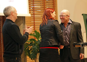Styremedlemmene Kåre Peder Aakre og Inger Hovde ble takket for innsatsen i fylkesstyret av leder Asbjørn Helland.