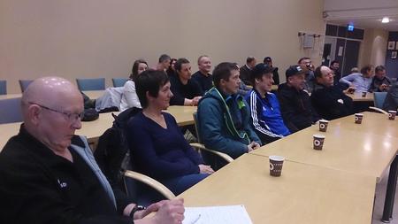 Både bønder og lokale politikere deltok på dialogmøtet med statsråd Listhaug 7 mars.
