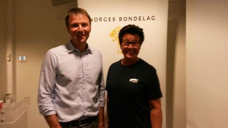Lars Petter Bartnes og Ingunn Foss før dagens debatt