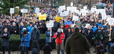 Det var stort oppmøte i Oslo sist det ble demonstret mot regjeringens ulvepolitikk den 4.januar 2017
