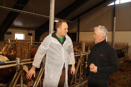 Landbruks- og matminister Jon Georg Dale besøkte 29.mars Vestlandet.